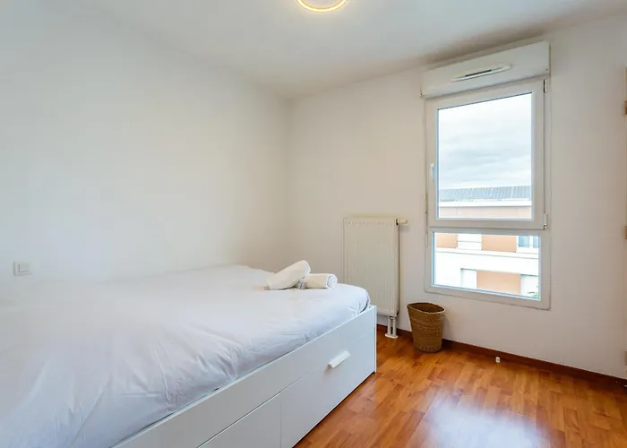 Le Petit Oranger - Appt Avec Balcon *